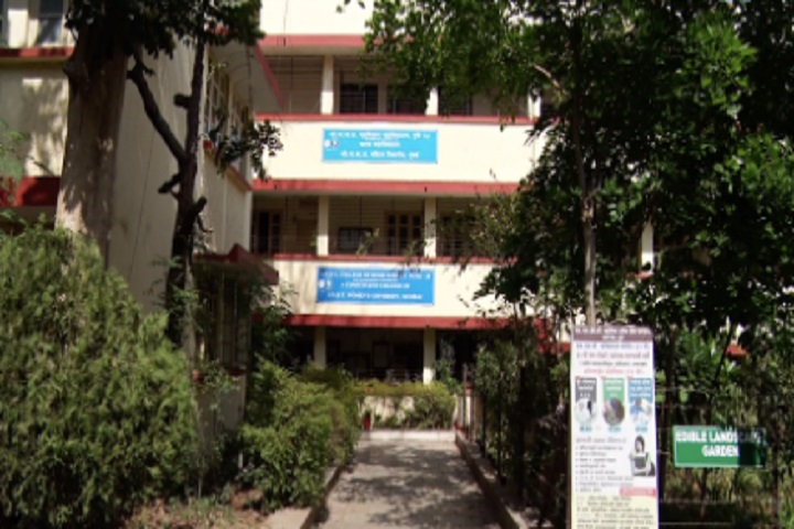https://cache.careers360.mobi/media/colleges/social-media/media-gallery/22280/2020/8/3/College building of SNDT College of Home Science Pune_Campus-View.jpg